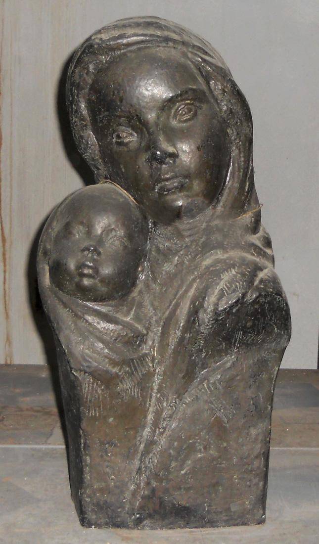 Maternidad, 1937. Pablo Mañé  (1880-1971). Bronce.  60 x 29 x 23 cm. Nº inv. 1888.