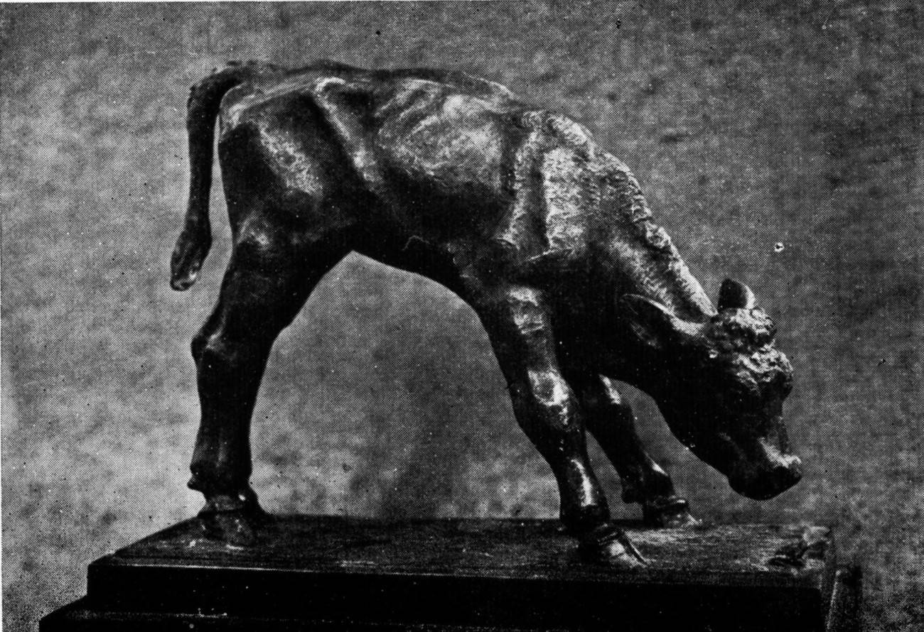 Curiosidad, c.1945. Ema Vanoni (1895-1970). Bronce.  22 x 8 x 29 cm. Nº inv. 2413.
