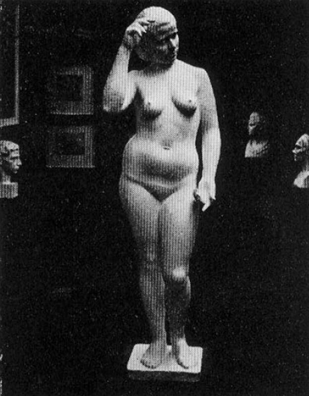 Desnudo, c.1941. Sebastián Moncalvi (1902-1974). Yeso.  160 x 50 x 40 cm. Nº inv. 2765.