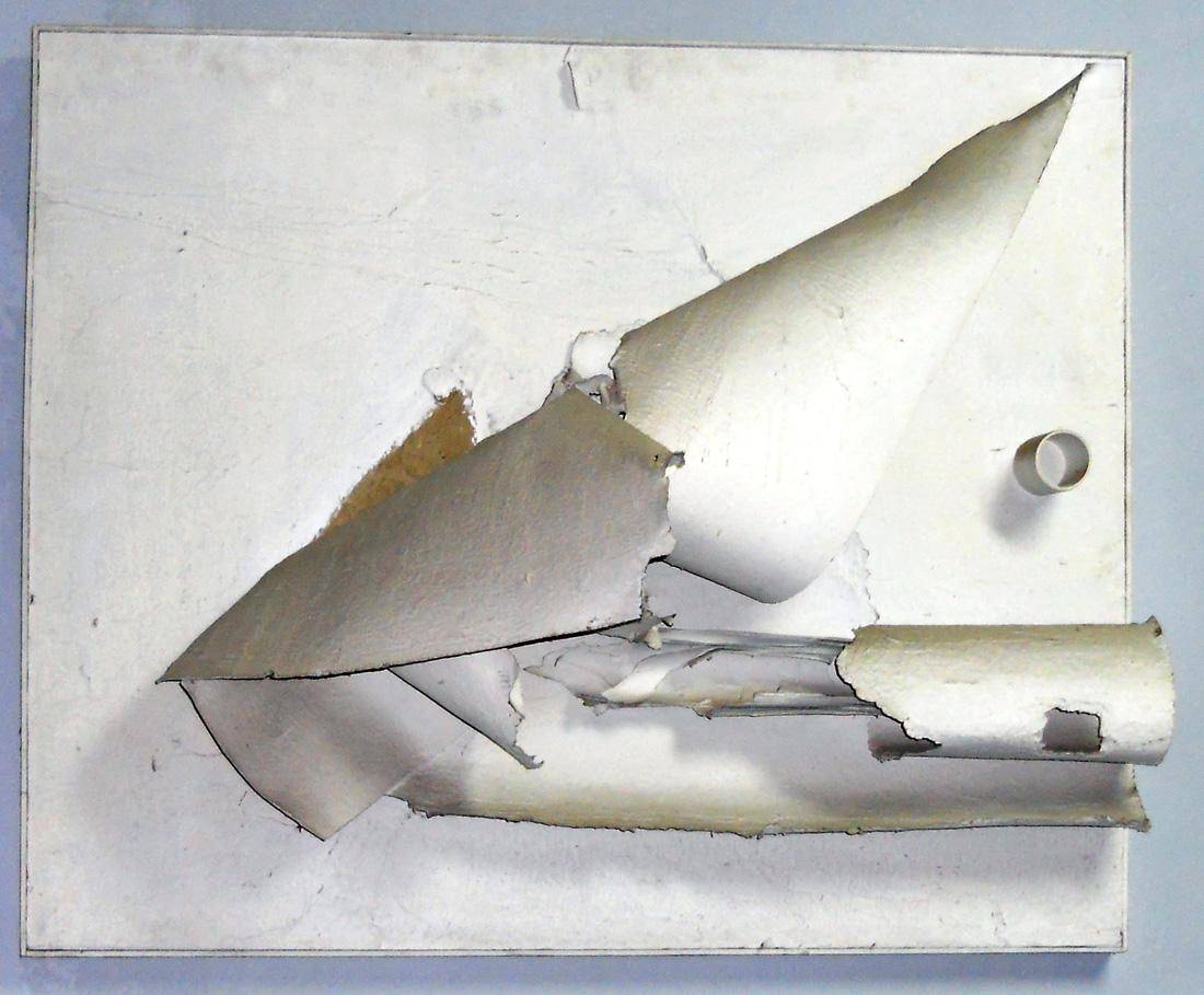 Z 7a., 1971. Hugo Luis Ricobaldi (1937). Cartón pintado.  106 x 83 cm. Nº inv. 3565.