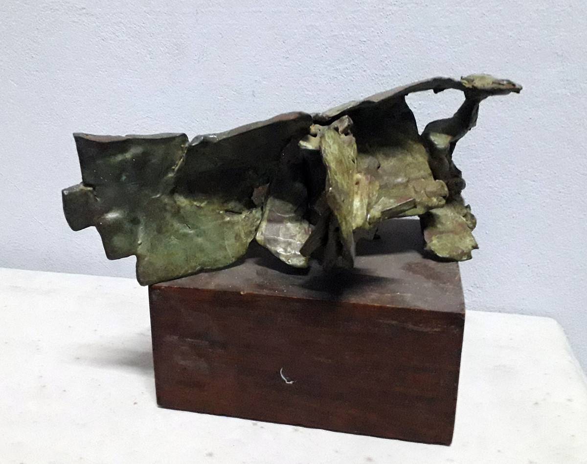 Velero. Mariví Ugolino (1943). Bronce.  34 x 18 x 15 cm. Nº inv. 3986.