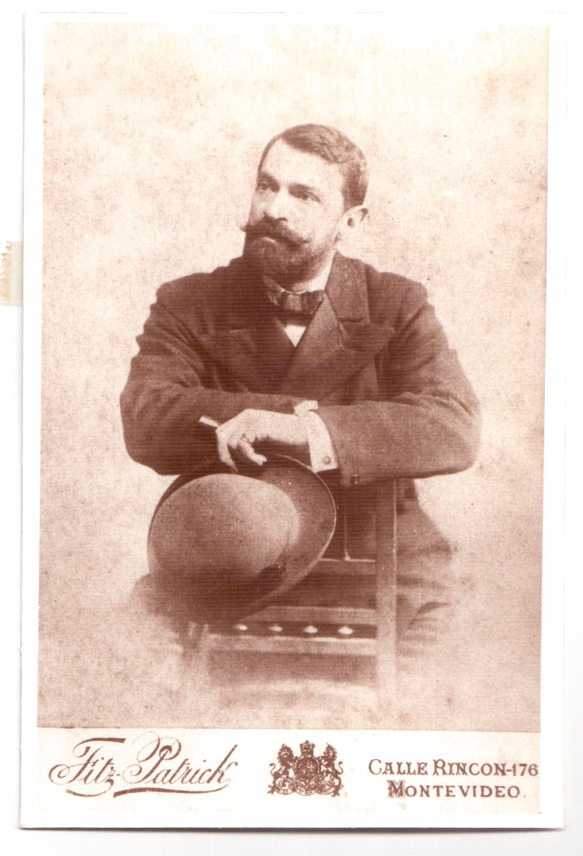 Fotografía de Pedro Figari hacia el 1900. Fitz-Patrick. Fotografía.  Nº inv. A770.