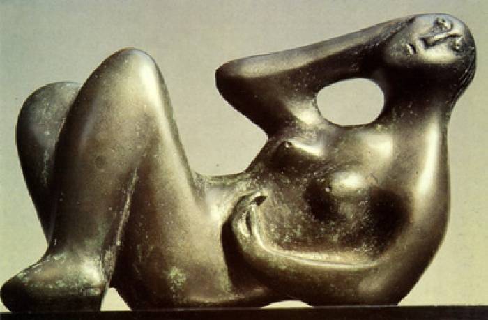  - Henry Moore: Hacia el Futuro - Museo Nacional de Artes Visuales