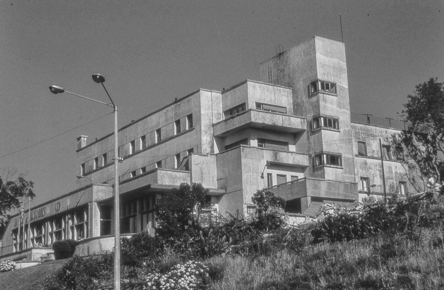 Colonia Marítima de Vacaciones, Montevideo. Arq. Alberto Muñoz del Campo, 1936. Foto: Silvia Montero. Archivo SMA.<br> - Curso Arquitectos Uruguayos  - Museo Nacional de Artes Visuales