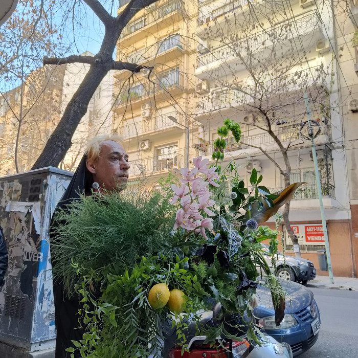 Performance realizada en Buenos Aires en septiembre de 2023 - Pancho Casas en el MNAV: Yegua del Apocalipsis. Arte sud/acá. De eróticas mariconas y otras disidencias - Museo Nacional de Artes Visuales