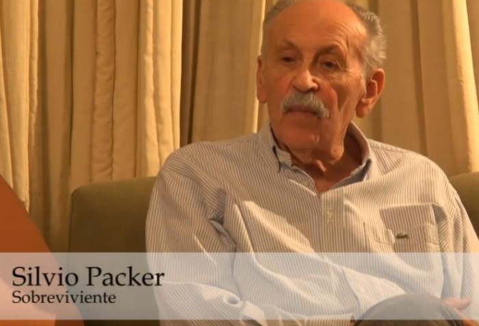 Documental Para Siempre, una producción académica para la Universidad Católica, dirigido por Andy Kaplan en el que uno de los entrevistados es Jimmy Packer. <a href='https://youtu.be/BdOHAzh4VYU?si=VS-N6Zh68rqaCA9o'>Ver en Youtube</a> - VIDAS - Mónica Packer - Museo Nacional de Artes Visuales